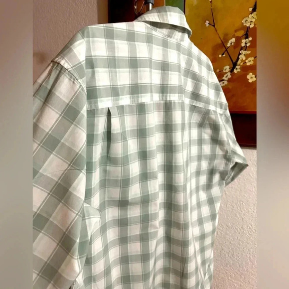 Patagonia button down shirt size M - Picture 4 of 10
